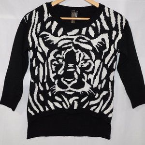 Le Temps Des Cerises Womens S Black White Tiger 3/4 Sleeve Knit pullover Sweater